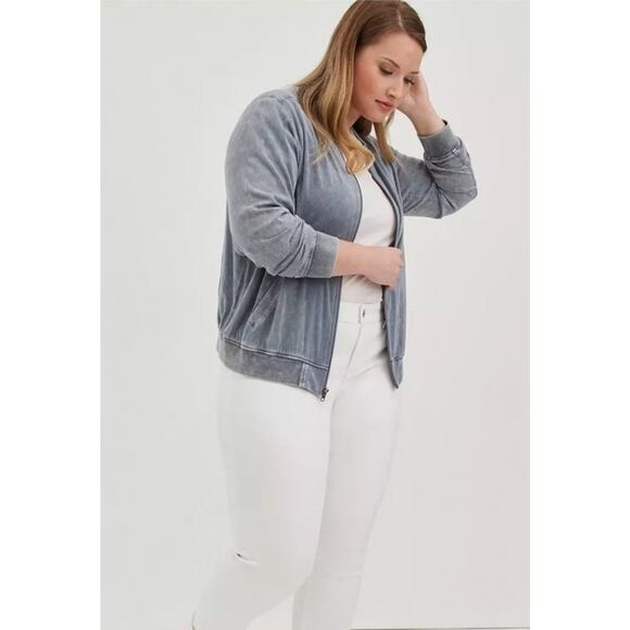 NEW Torrid Challis Bomber Lightweight Jacket 4 4X Mineral Wash Blue Zipper NWT - Picture 1 of 12